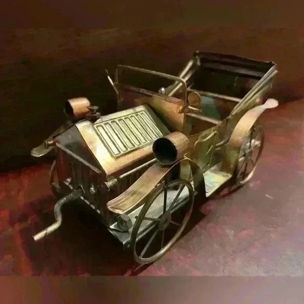 Vintage 1978 Antique George Good Metal Tin Copper Car Music Box 9”
